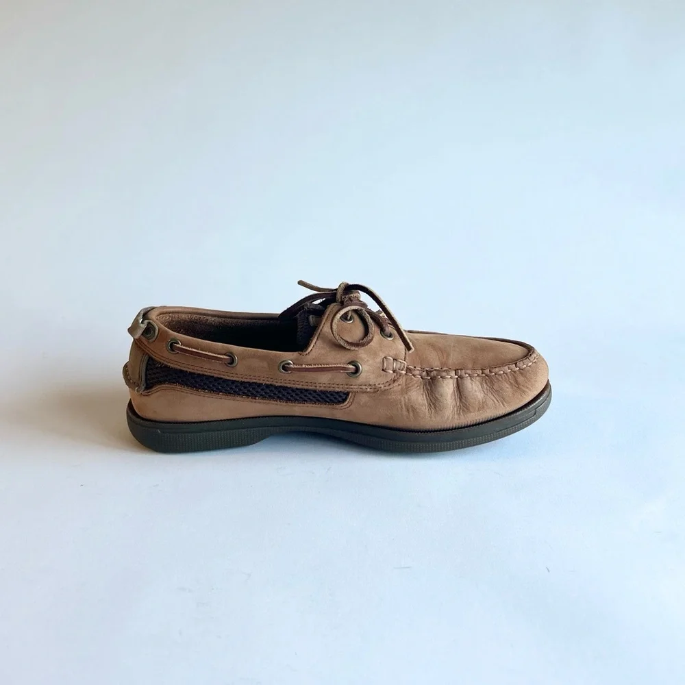 Men's Bass Tan Genuine Leather Rubber Outsole Topsides Loafers size 9.5